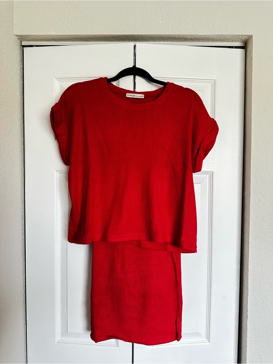 Zenana Outfitters Other - Zenana Outfitters Red Ribbed Short Sleeve Top & Pant Set